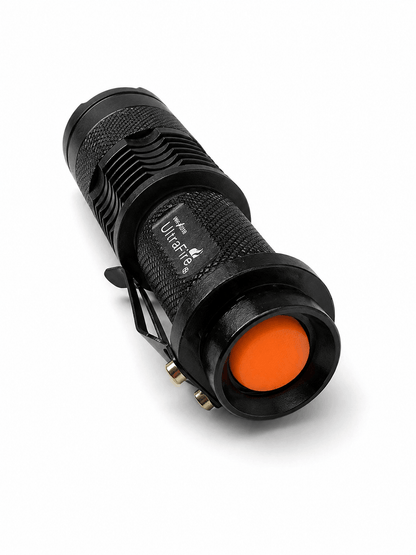 Mini svítilna Black Airsoft CREE s dobíjecí baterií a nabíječkou