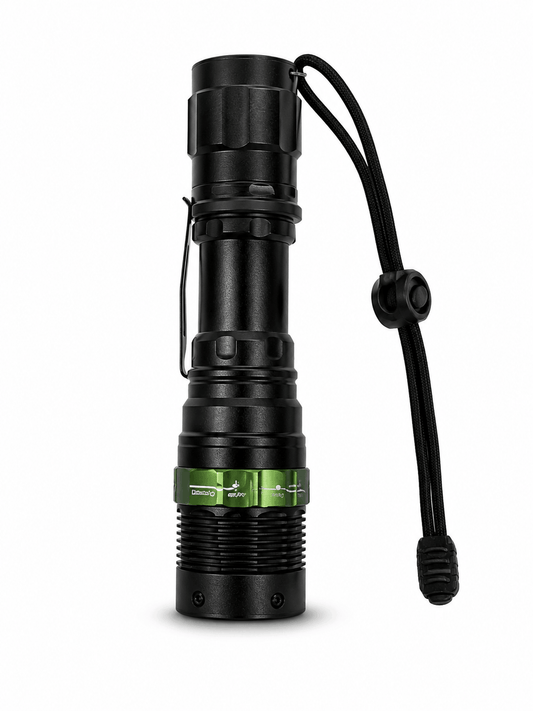 Lanternă LED tactică BlackAirsoft GREENFORGE cu Zoom, baterie Li-ion