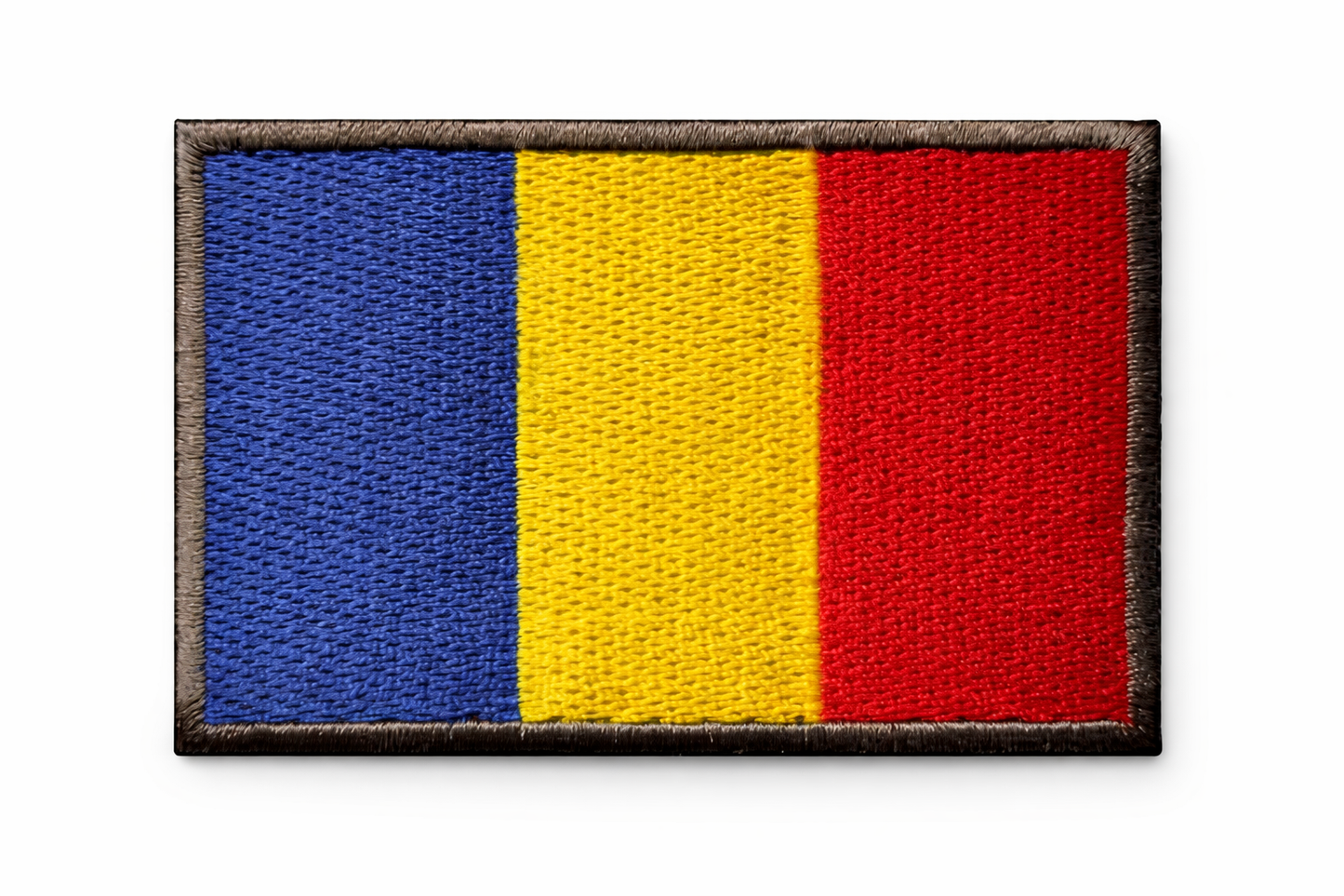 Hímzett tépőzáras felvarró 5x8 cm - román zászló