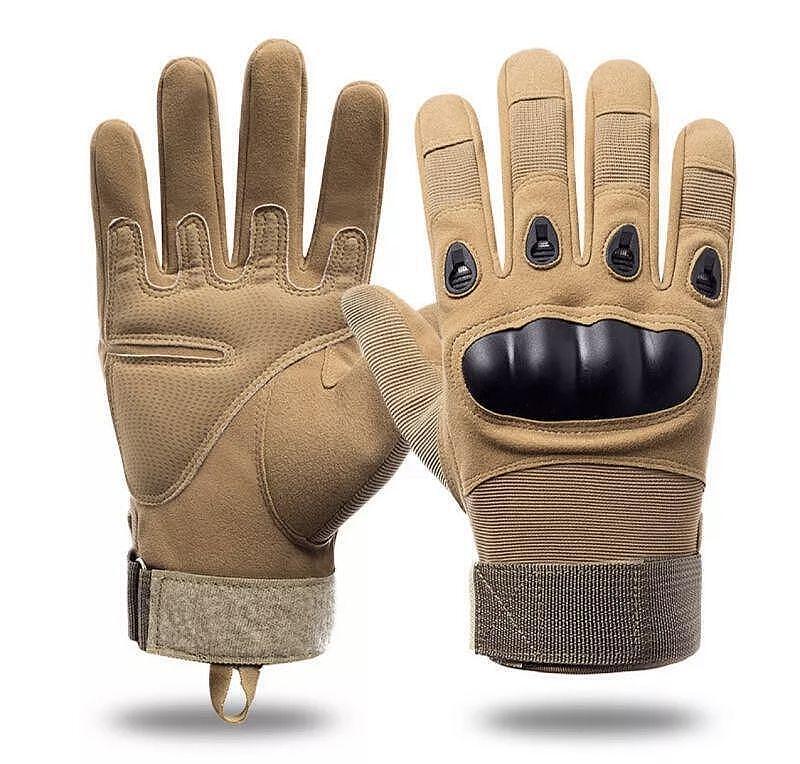 Taktische Handschuhe mit Protektoren